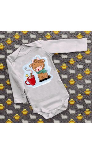 Дитячий боді з принтом - Бичок в затишку