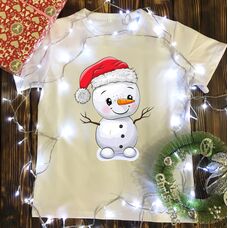 Детская футболка  с принтом -Снеговик в шапке