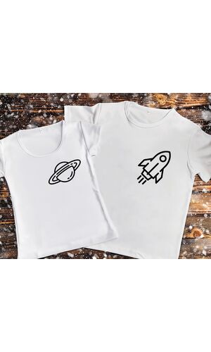 Парні футболки з принтом - Сатурн з  ракетою