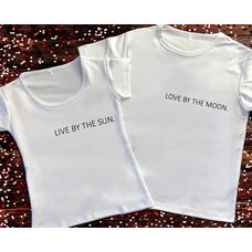 Парні футболки з принтом - Love by the moon.Live by the sun